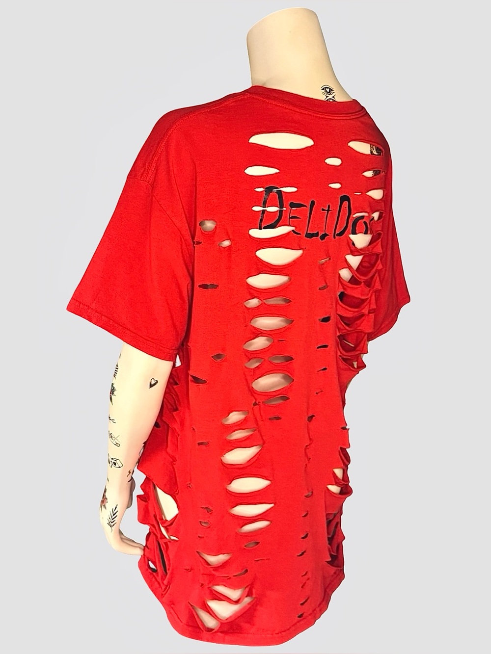 Red shredded ghost face tee - Picture 6 of 7